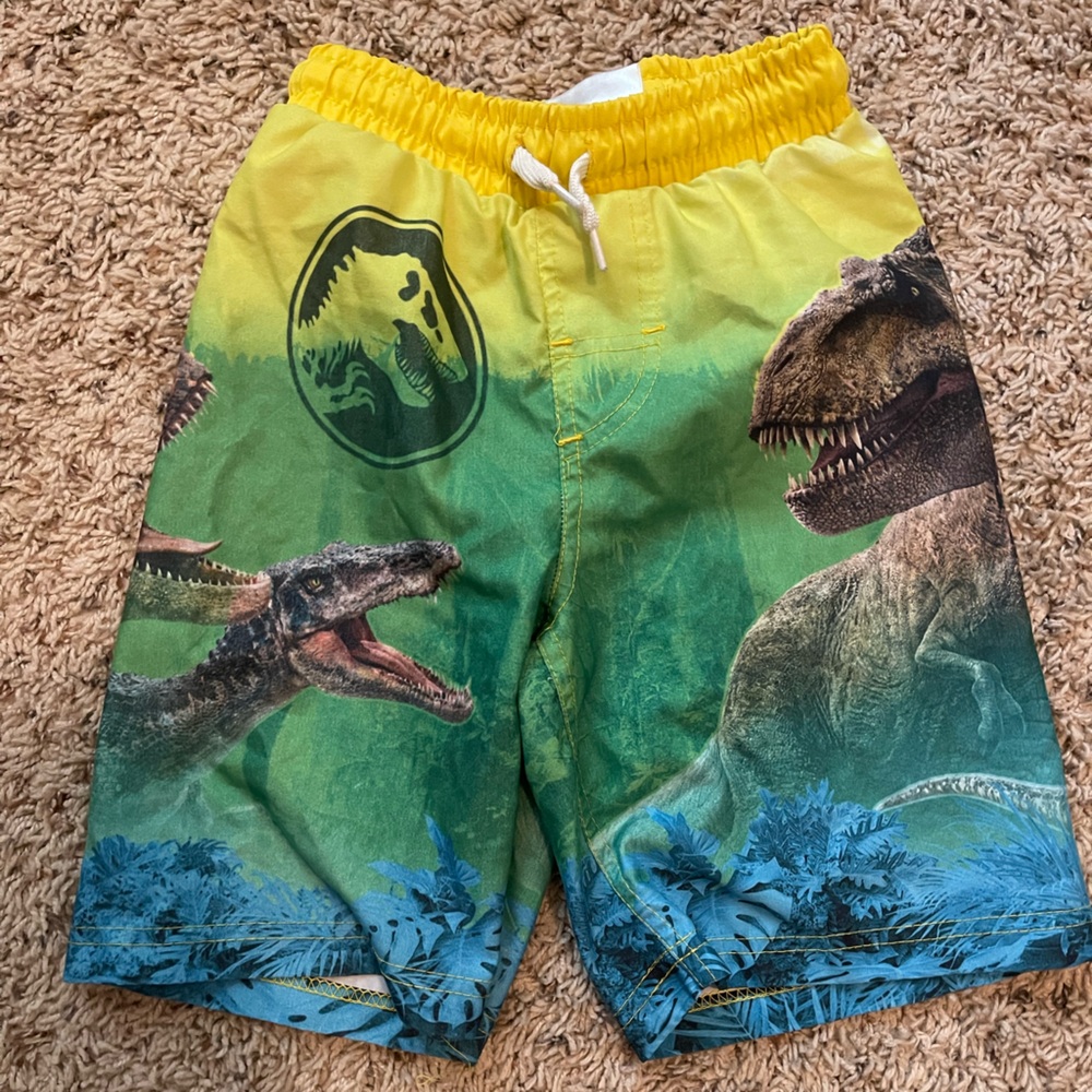 Jurassic World swim trunks boys size 5/6